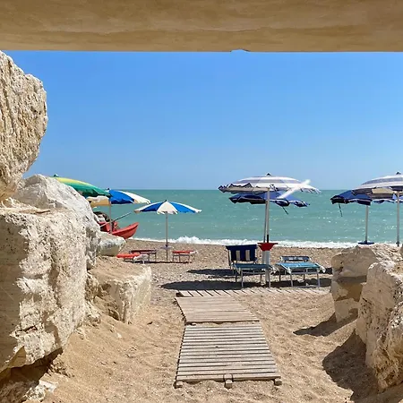 Appartamento Rubino By Ermosa - A 300 M Dal Mare *