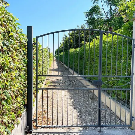 Rubino By Ermosa - A 300 M Dal Mare